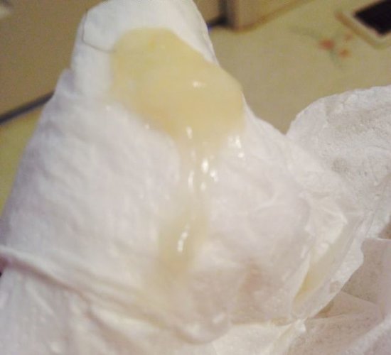 pussy discharge eating 2