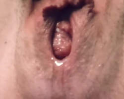 Up close wet pussy, big clit rub til she squirts